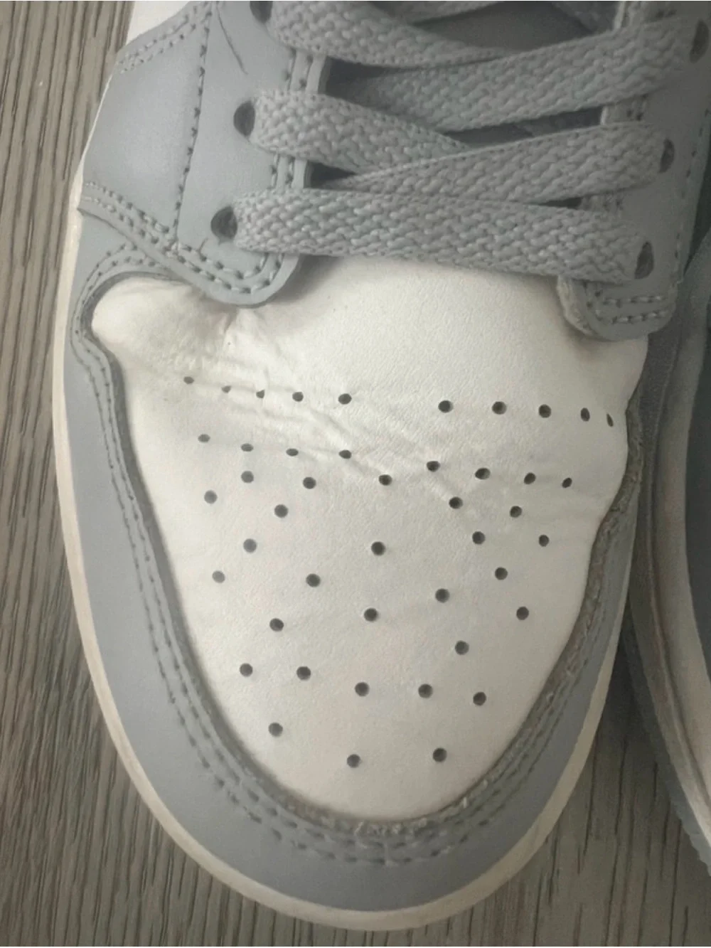 Air Jordan 1 mid wolf grey boys ' High-Top Sneakers